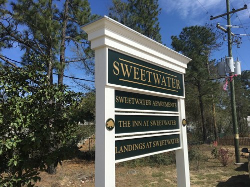 Sweetwater temporary entrance sign